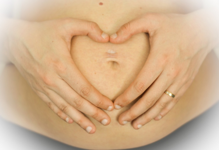 Можно ли удалять родинки на теле беременным